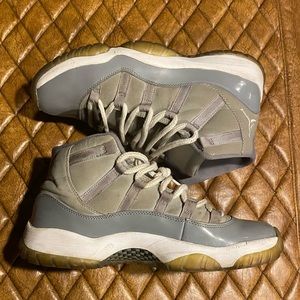 Jordan XI / 11 Cool Grey 2010